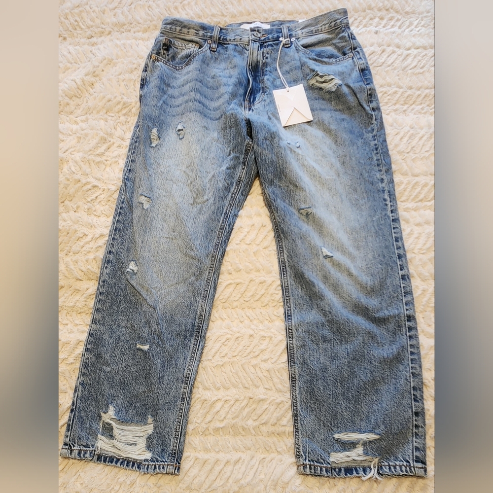 KanCan Straight Estilo Jeans. NWT. Size 13/30.